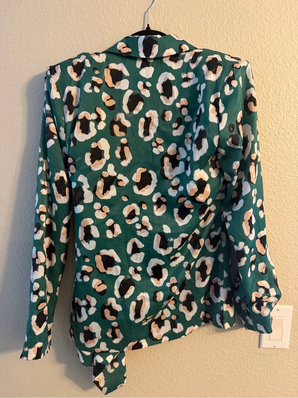 House of Harlow 1960 x Revolve Green Animal Print Wrap Blouse - Shoulder Pads - Picture 5 of 9